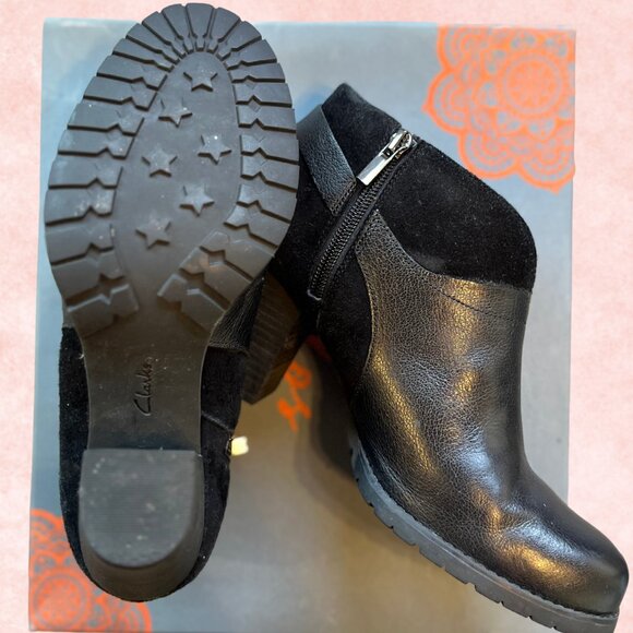 Clanks Black Leather Block Heel Ankle Boots – Size 8.5 - Picture 3 of 5